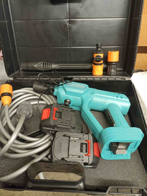 Hiinlaste akusurvekas.jpg